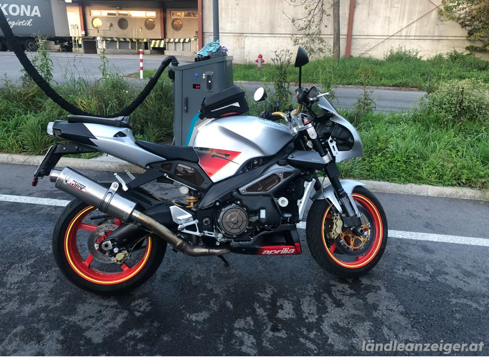 Aprilia RSV 1000