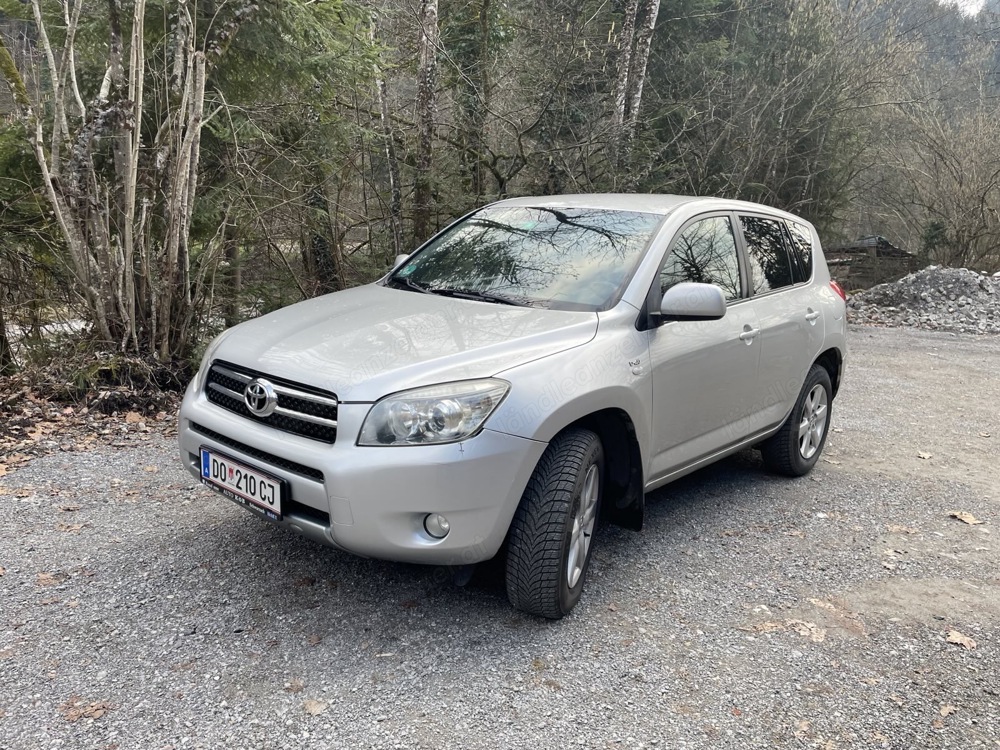 Toyota RAV 4, 136 PS D-4D, 4WD