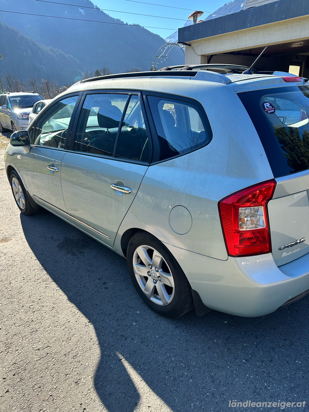 kia carens 3