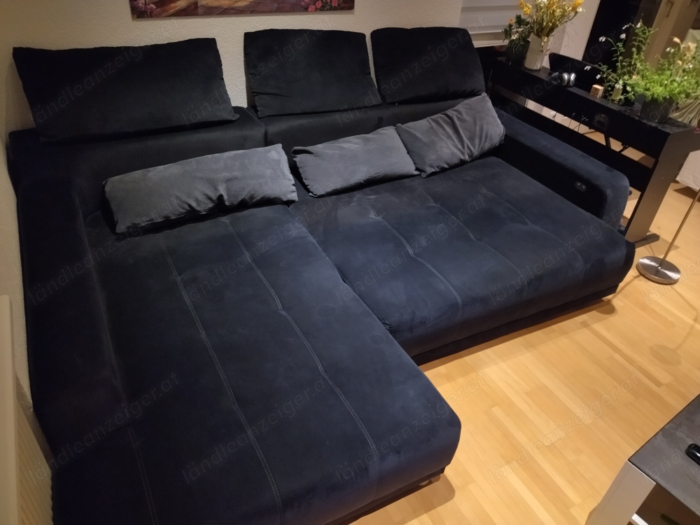 Ecksofa 290cm lang und 220cm breit 