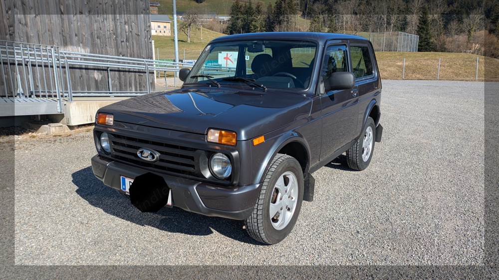 Lada 4x4 Urban Geländewagen