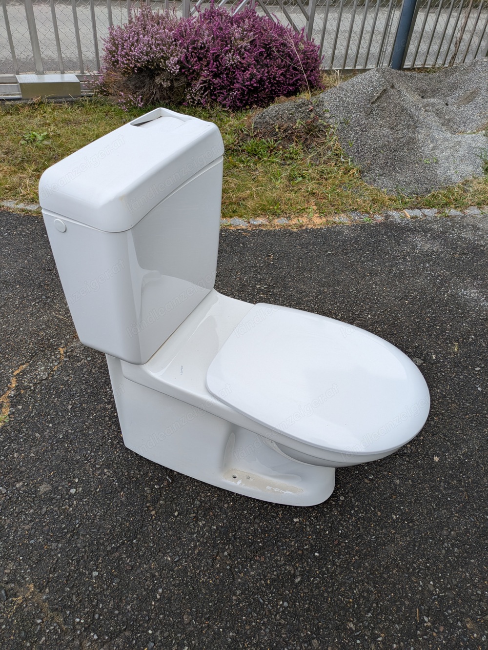 Stand-WC Geberit   Laufen