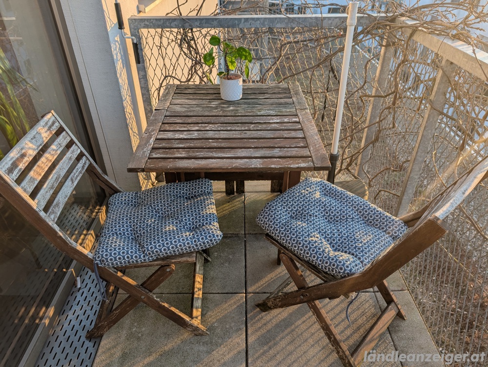 Gartenmöbel IKEA APPLARÖ   1 Tisch + 2 Stühle   für kleine Balkone + Holzöl