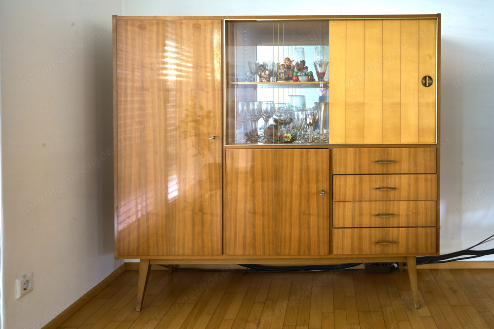 Vintage-Möbel    Kasten und Sideboard   1950er Jahre