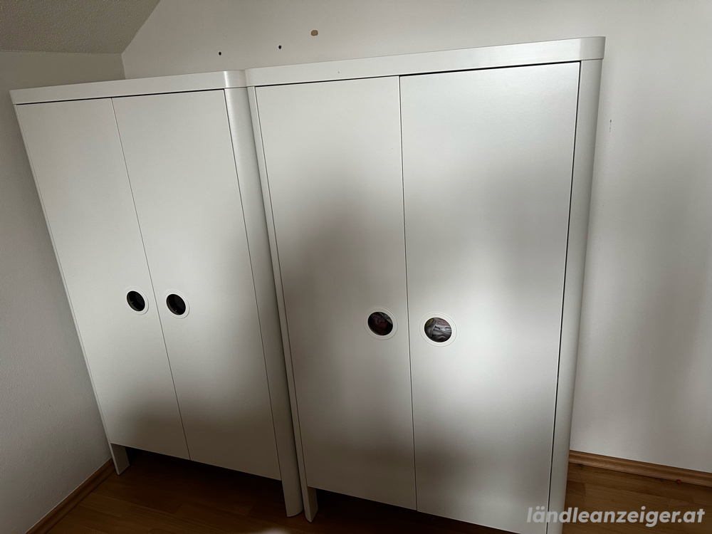 kinderkleiderschrank