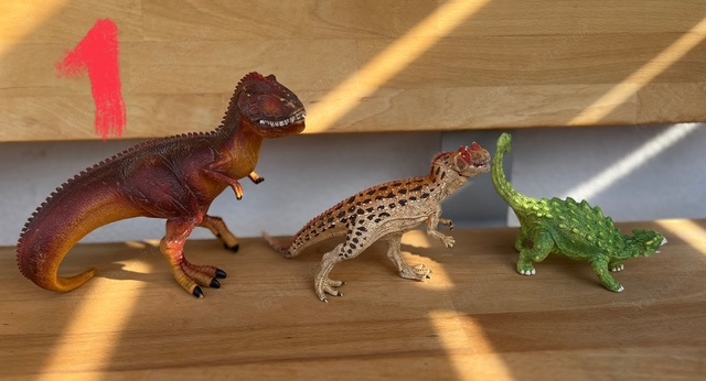 Schleich Dinos zu verkaufen Ostern steht vor der Tür