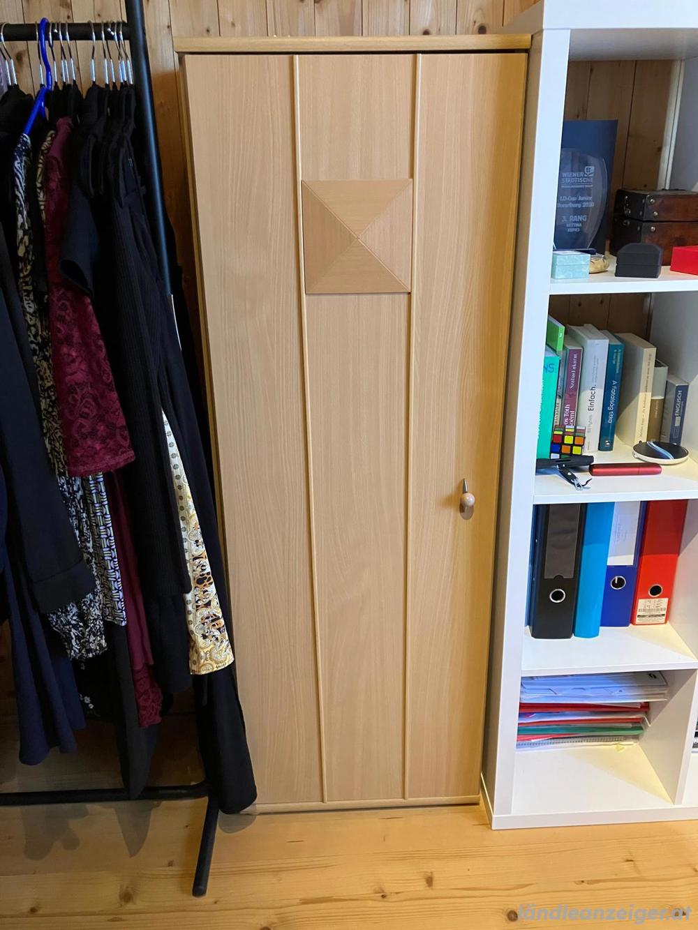 Schrank 