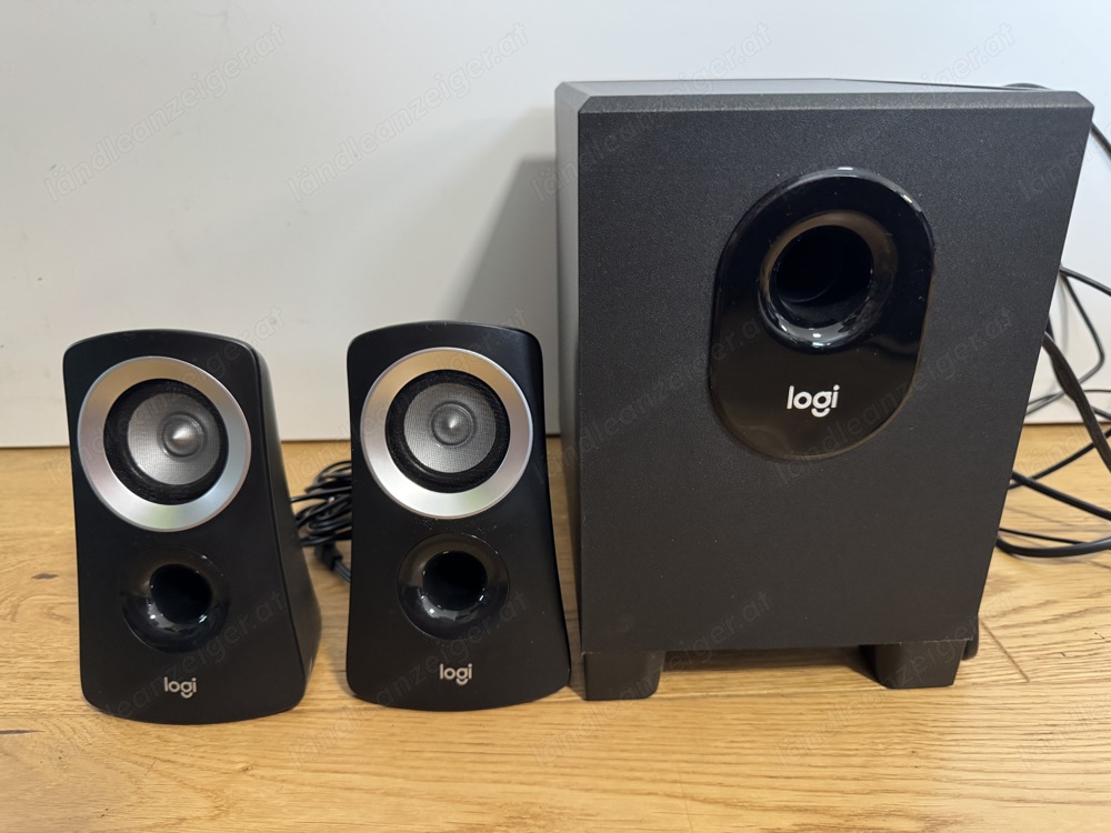 Logitech Lautsprecher Set Aux