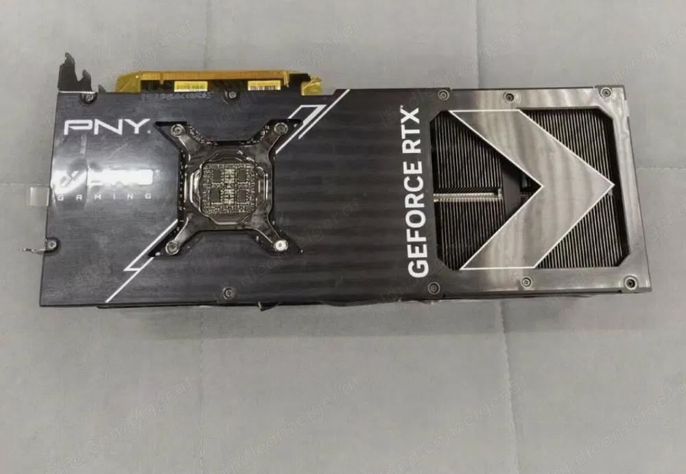 GeForce RTX 4090 24 GB Grafikkarte PNY 