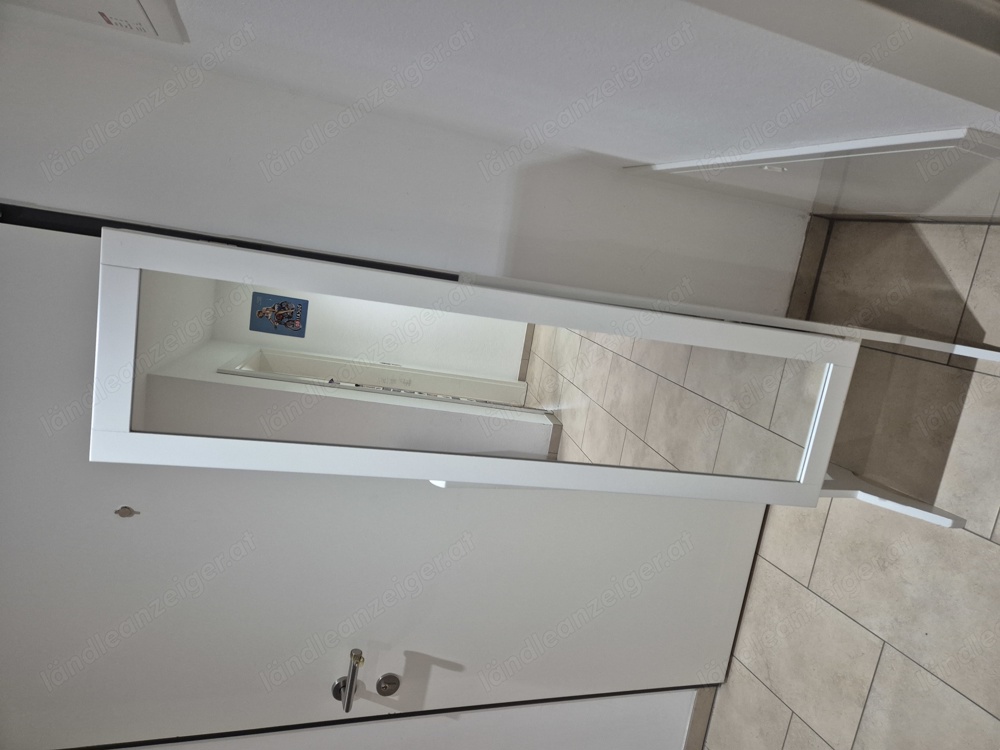 Schmuckschrank mit Spiegel