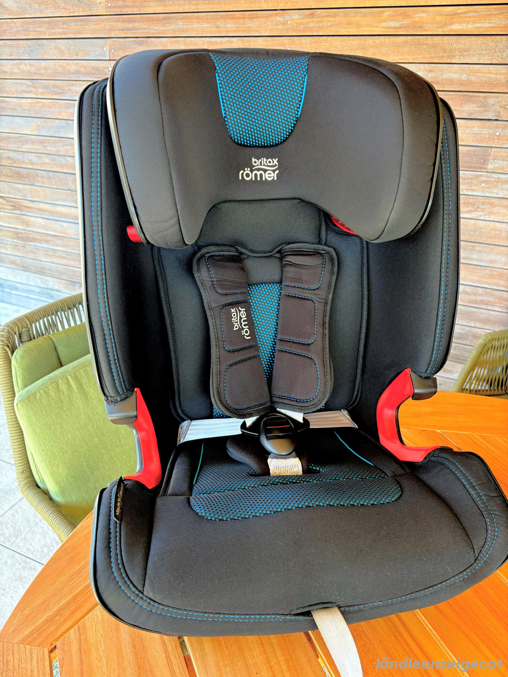 Britax Römer Advansafix IV R 9-36kg Kindersitz   Autokindersitz