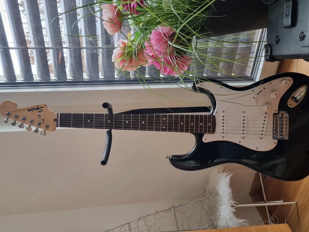 Squier Sonic by Fender mit Verstärker Line 6