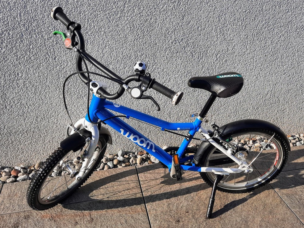 Woom 3 in blau - Kinderfahrrad 16 Zoll