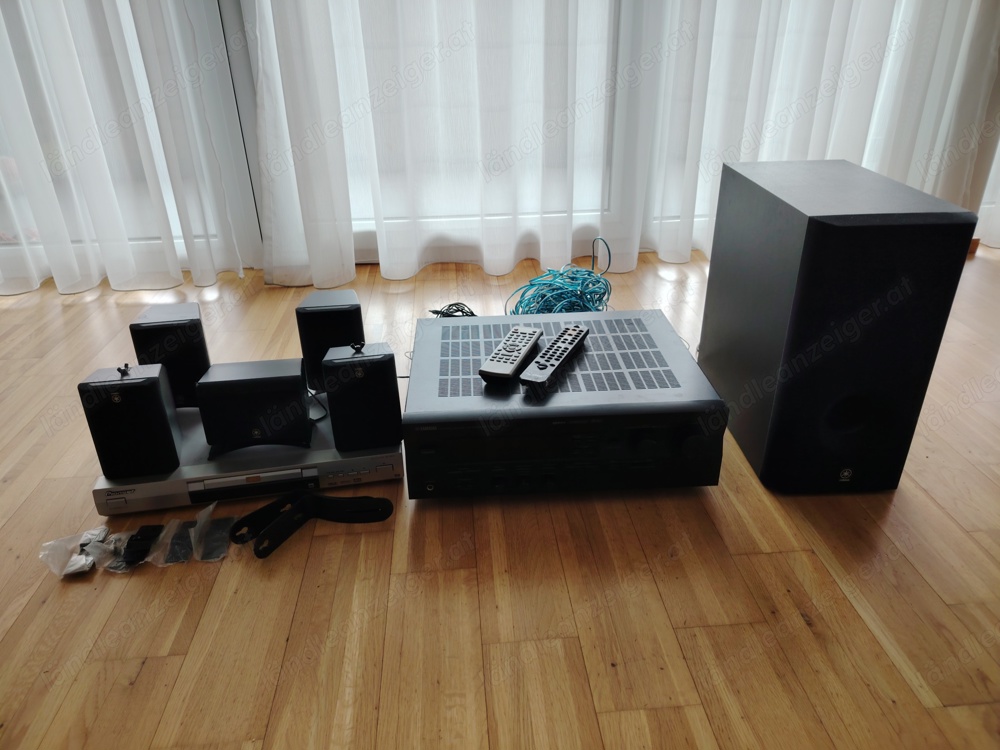 Yamaha Dolby Sorround 5.1 RX-V396RDS