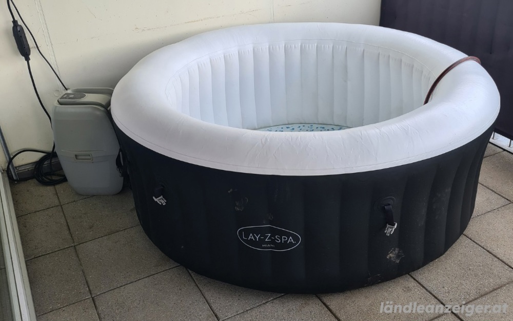 Whirlpool LAY-Z-SPA