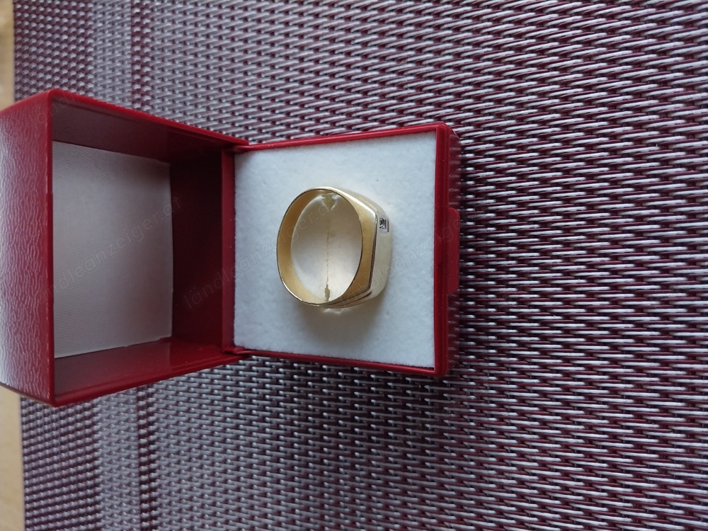 gold ring  4gr. grö 63    260,00 