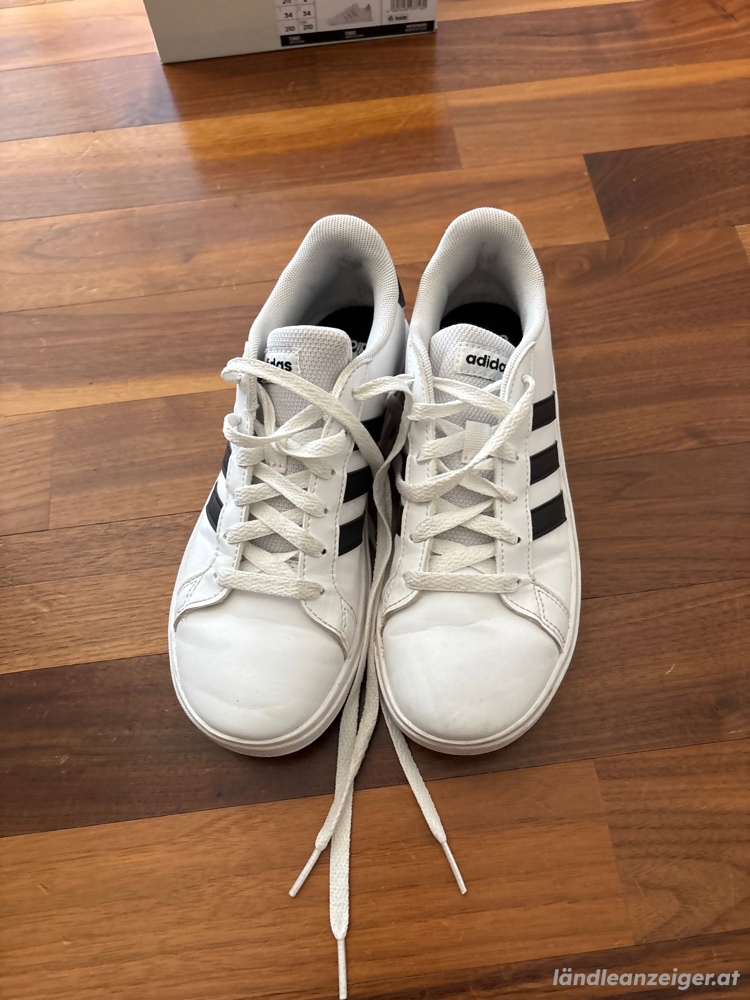 Adidas Sneaker in Gr. 34