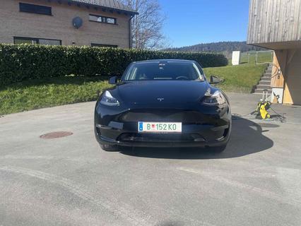 Tesla Model Y Tesla Model Y