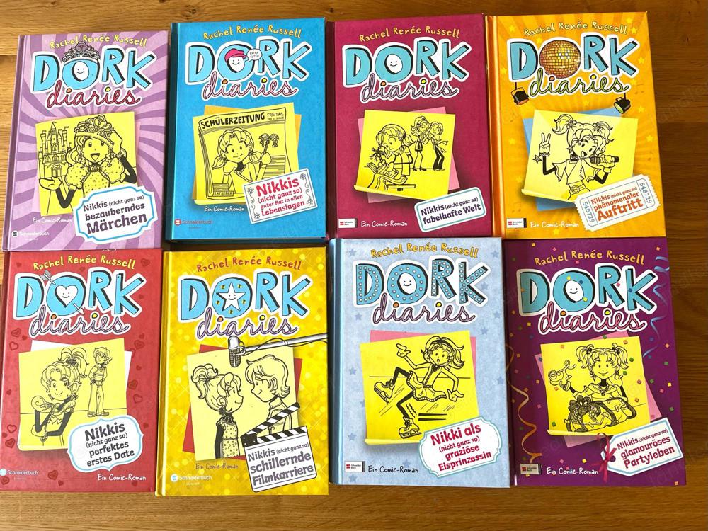 8 Stück DORK diaries Bücher zu verkaufen