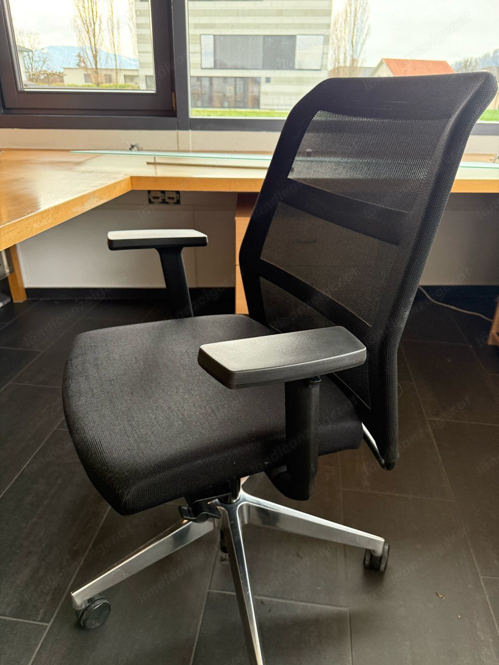 Hochwertige Bürostühle schwarz