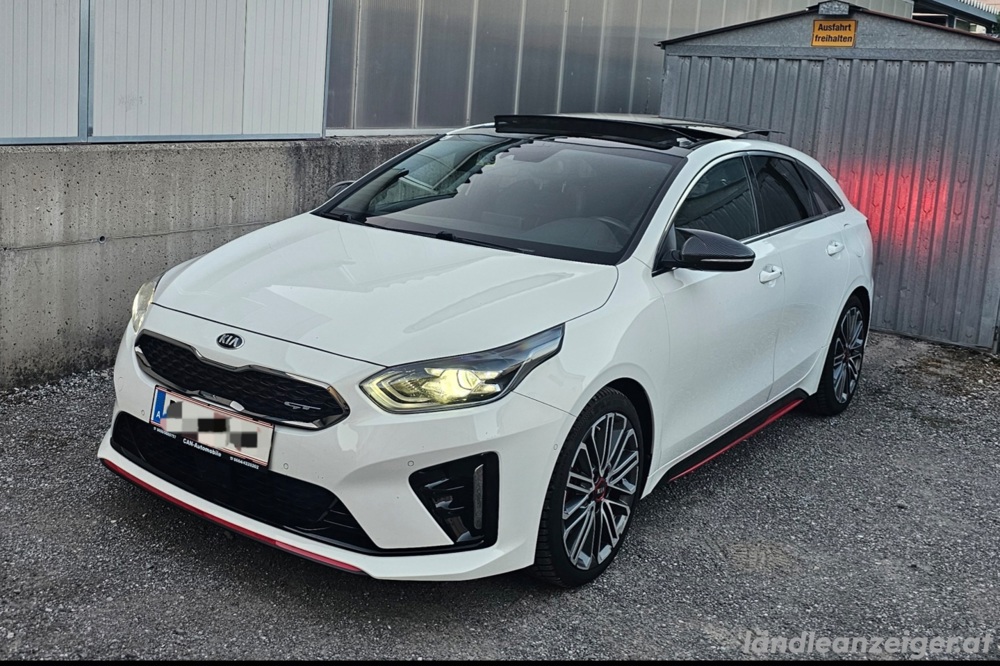 KIA Proceed GT KIA Proceed GT