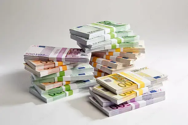 Wir bieten Kredite an: Investitionen für Privatpersonen, Landwirte, Immobilien und Unternehmen