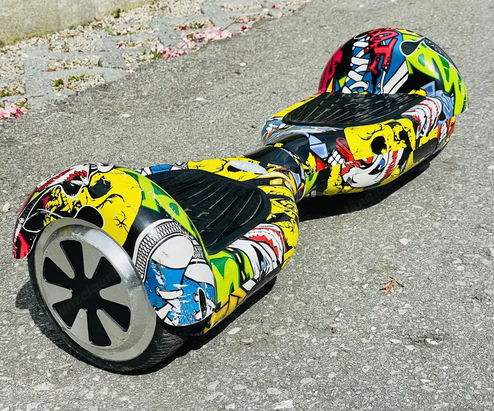 Cooles Hover-Board Balance-Board mit zwei Motoren Cooles Hover-Board Balance-Board mit zwei Motoren