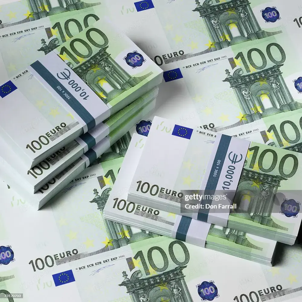 Wir bieten Kredite: flexible Finanzierung zu günstigen Zinsen
