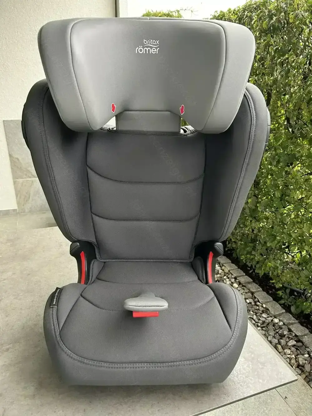 Britax Römer KIDFIX III M Kindersitz 15-36 Kg Britax Römer KIDFIX III M Kindersitz 15-36 Kg