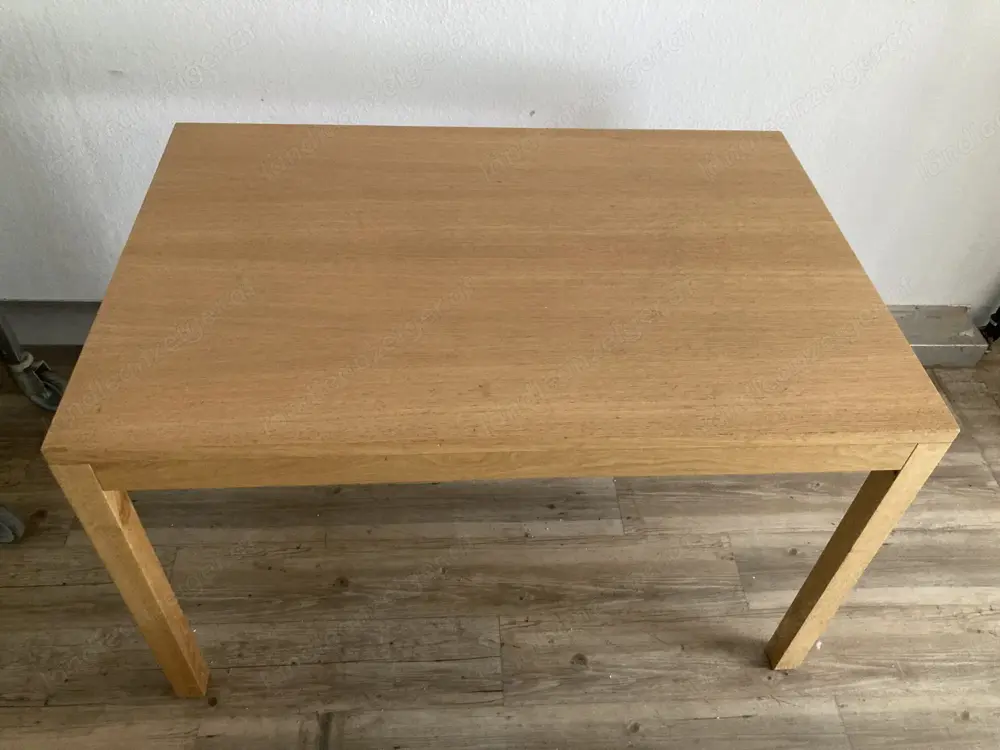 Quadratischer Tisch 80x80