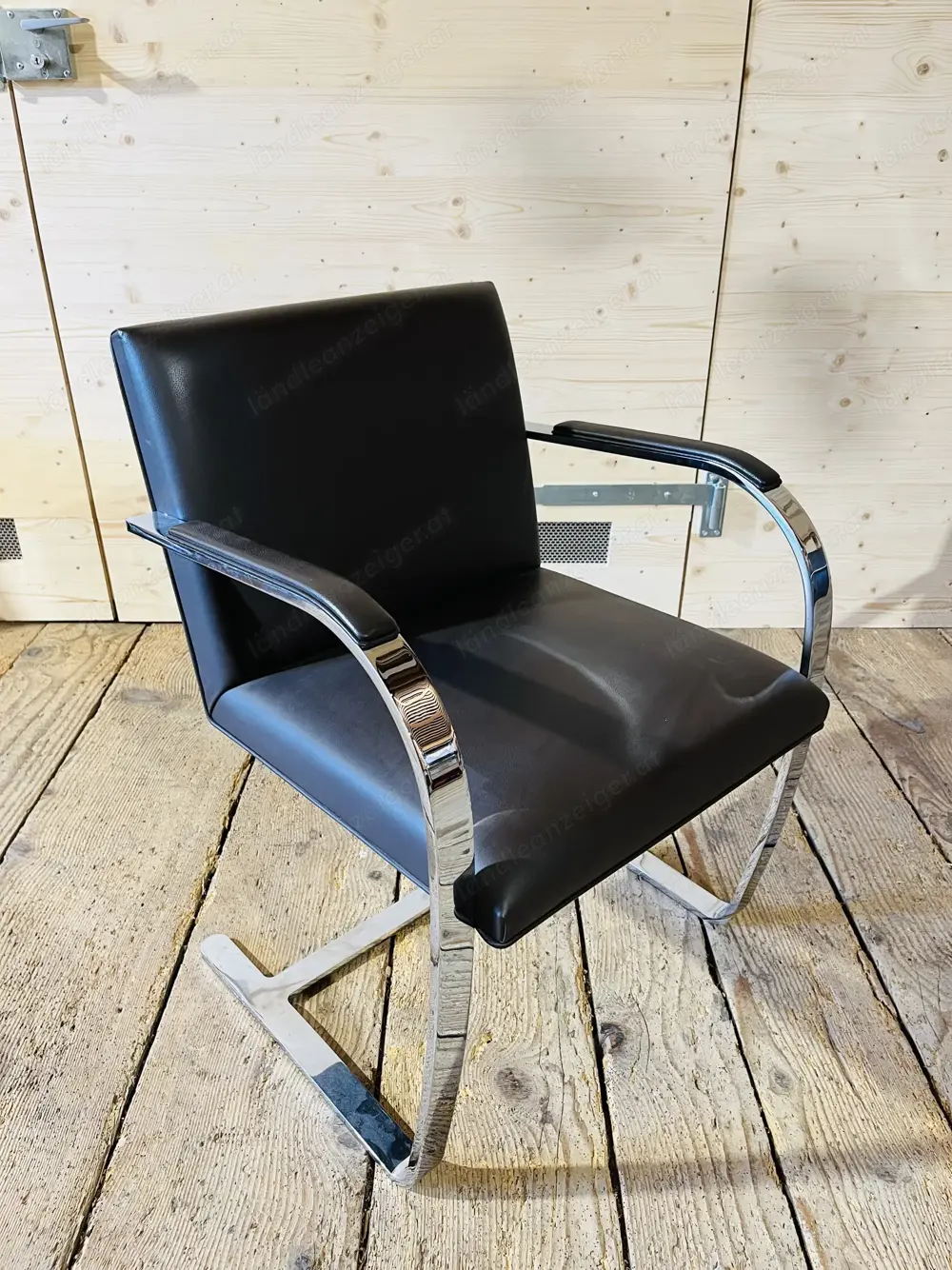 Ikonische Designklassiker: Stuhl (zwei Stück)