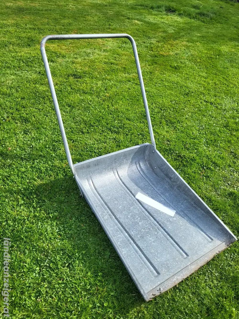 VERSCHENKE Schneehex Schneeschaufel VERSCHENKE Schneehex Schneeschaufel
