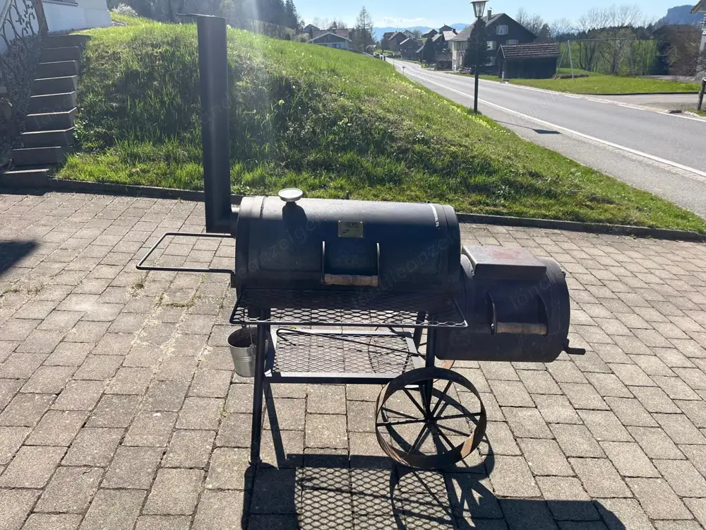 Joe's BBQ Smoker
