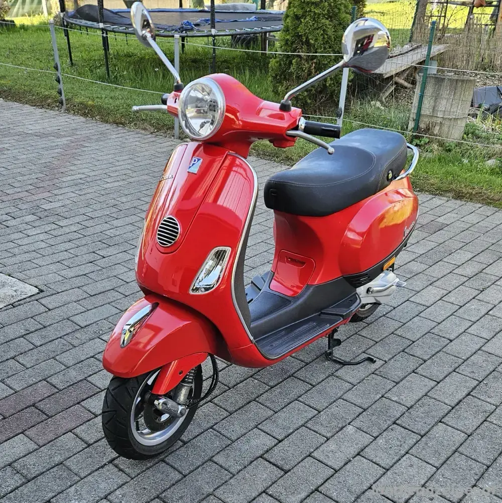 Vespa LX50