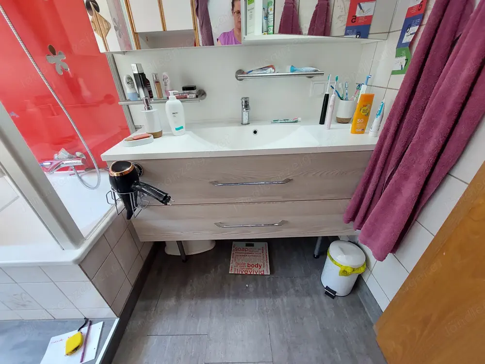Großes Waschbecken Großes Waschbecken