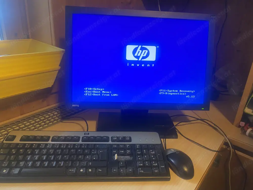 Computer PC mit Rechner