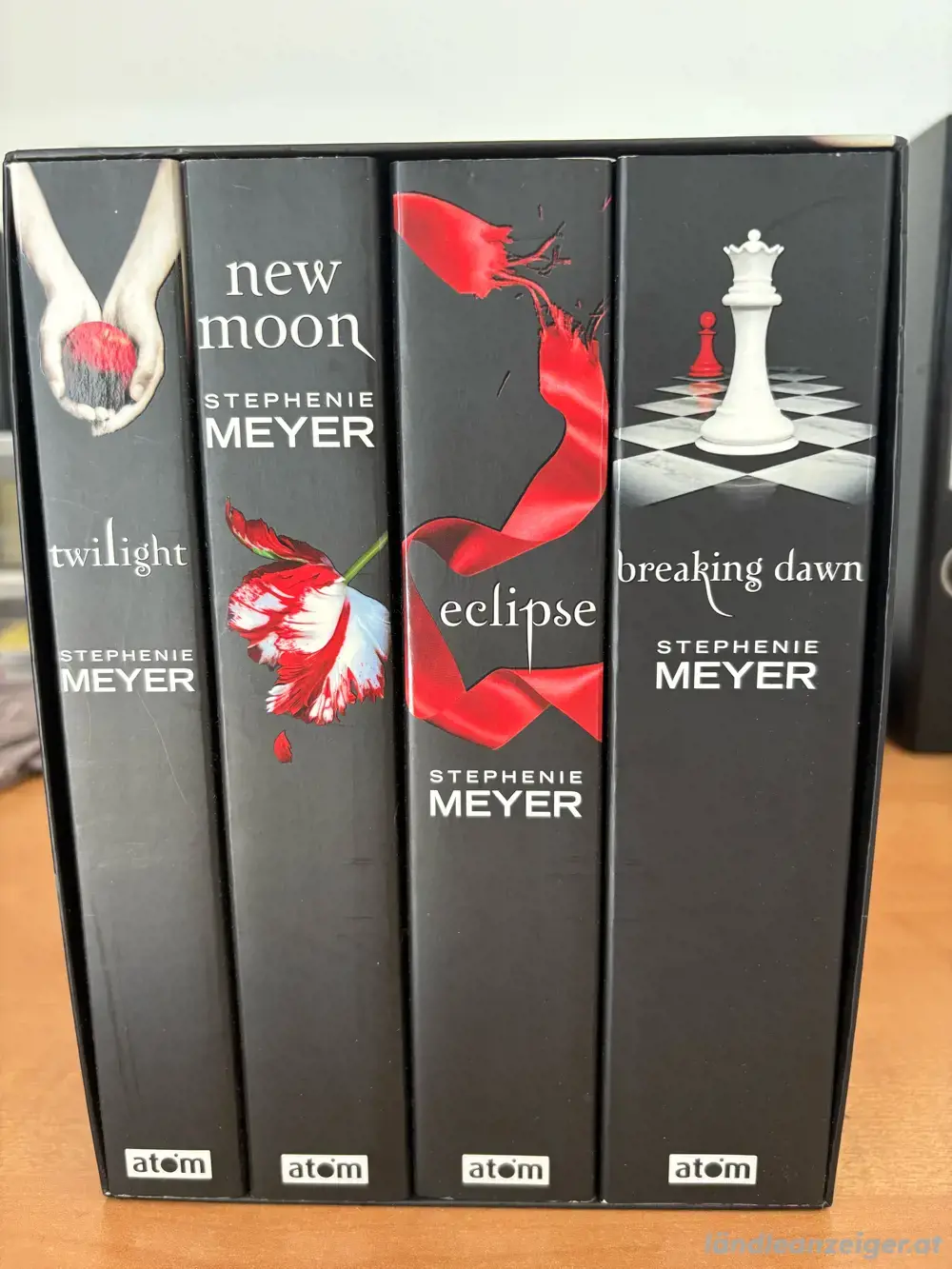 Twilight, New Moon, Eclipse, Breaking Dawn - Set Twilight, New Moon, Eclipse, Breaking Dawn - Set