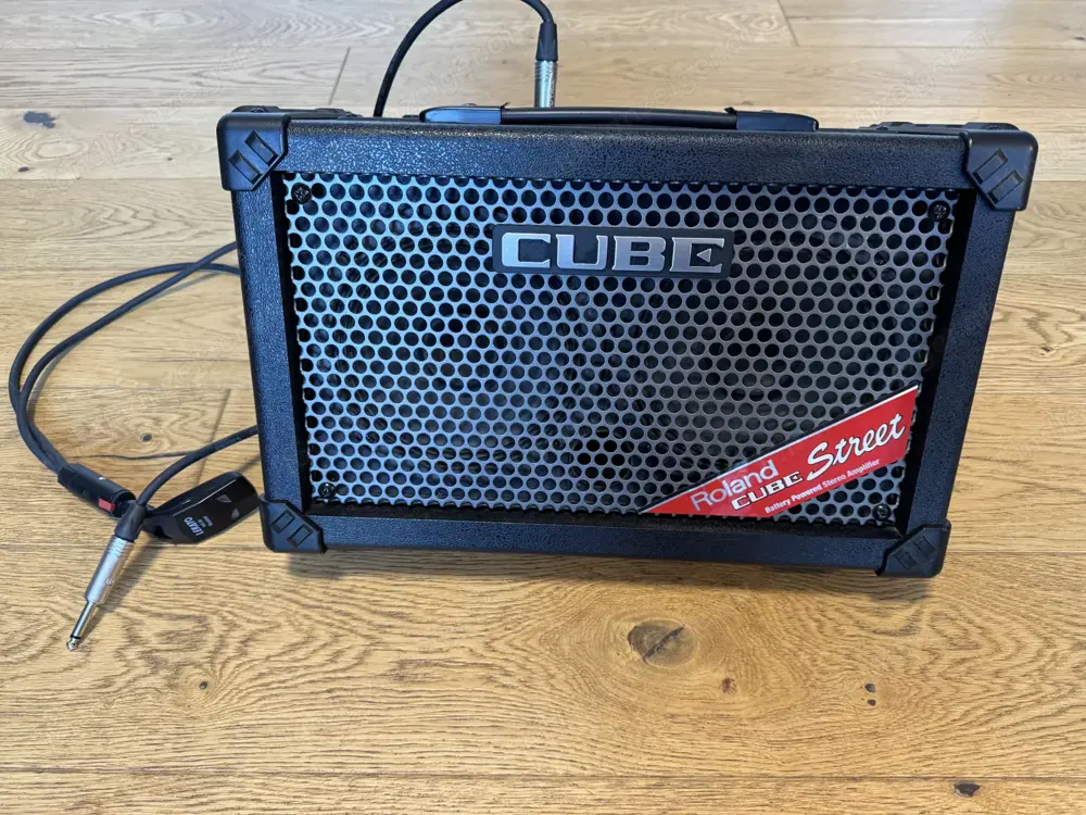 Gitarrenverstärker Roland Cube Street 