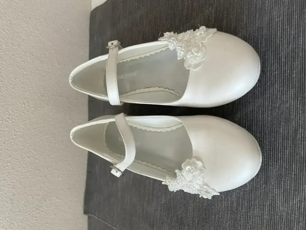 Schuhe weiss Größe 31 Mädchen Erstkommunion Schuhe weiss Größe 31 Mädchen Erstkommunion