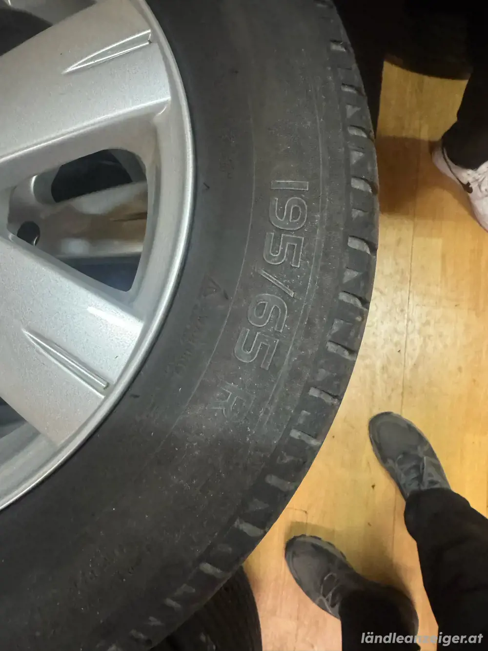 195 65 15 für vw golf 5,6,audi a3 sommer reifen mit alu felgen 195 65 15 für vw golf 5,6,audi a3 sommer reifen mit alu felgen
