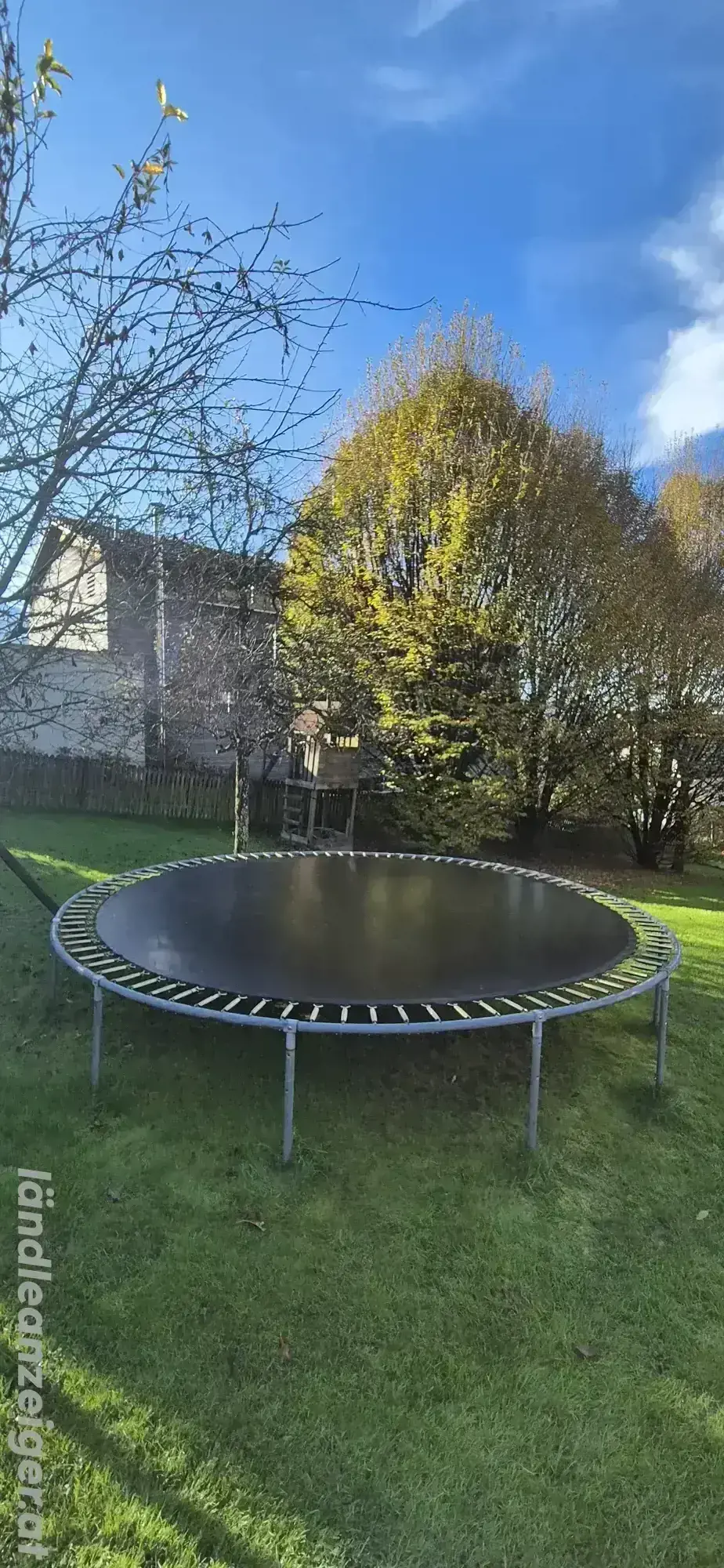 (Sport-)Trampolin ca. 4m (Sport-)Trampolin ca. 4m