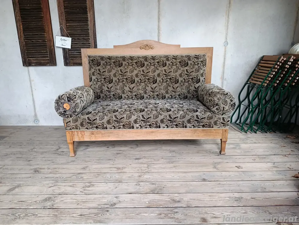 Sofa antik 