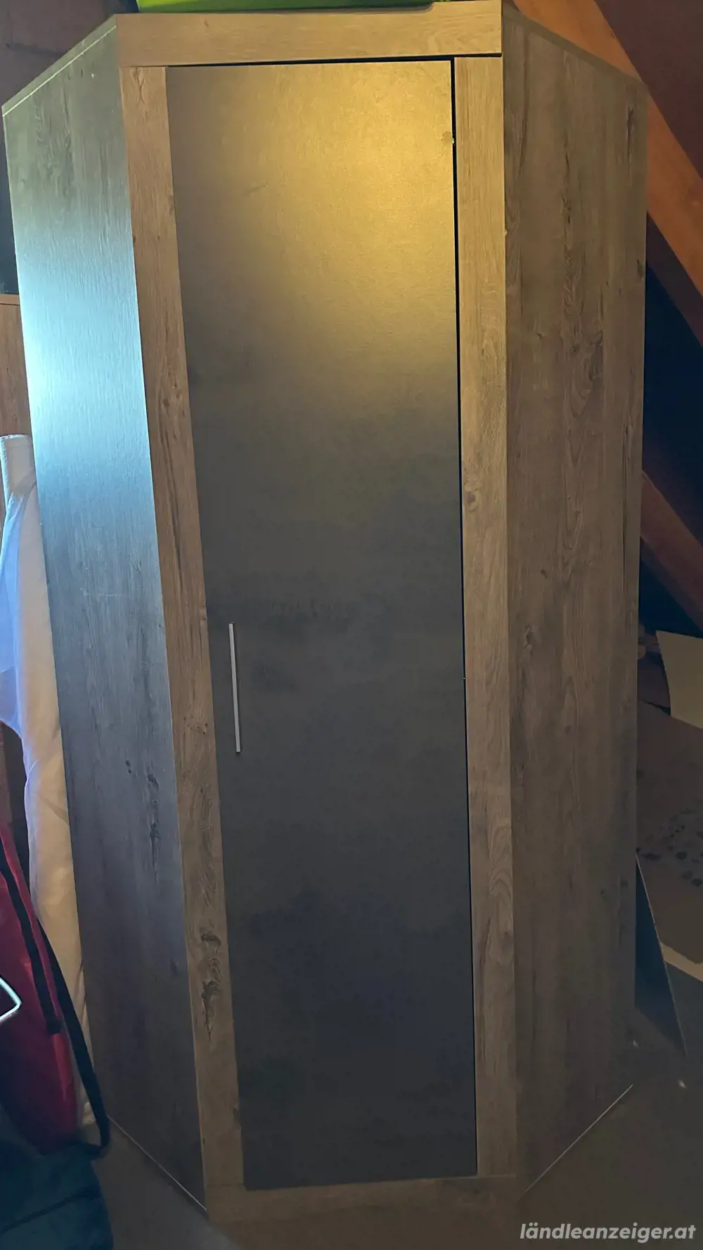 Kleiderschrank zu verkaufen