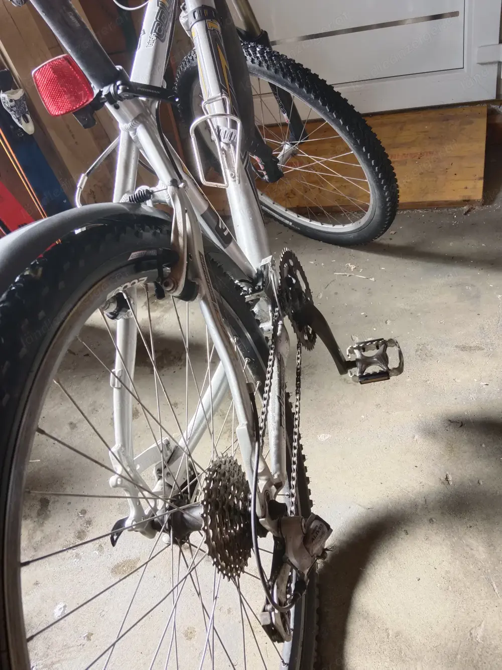 (Fahrrad ) (Fahrrad )