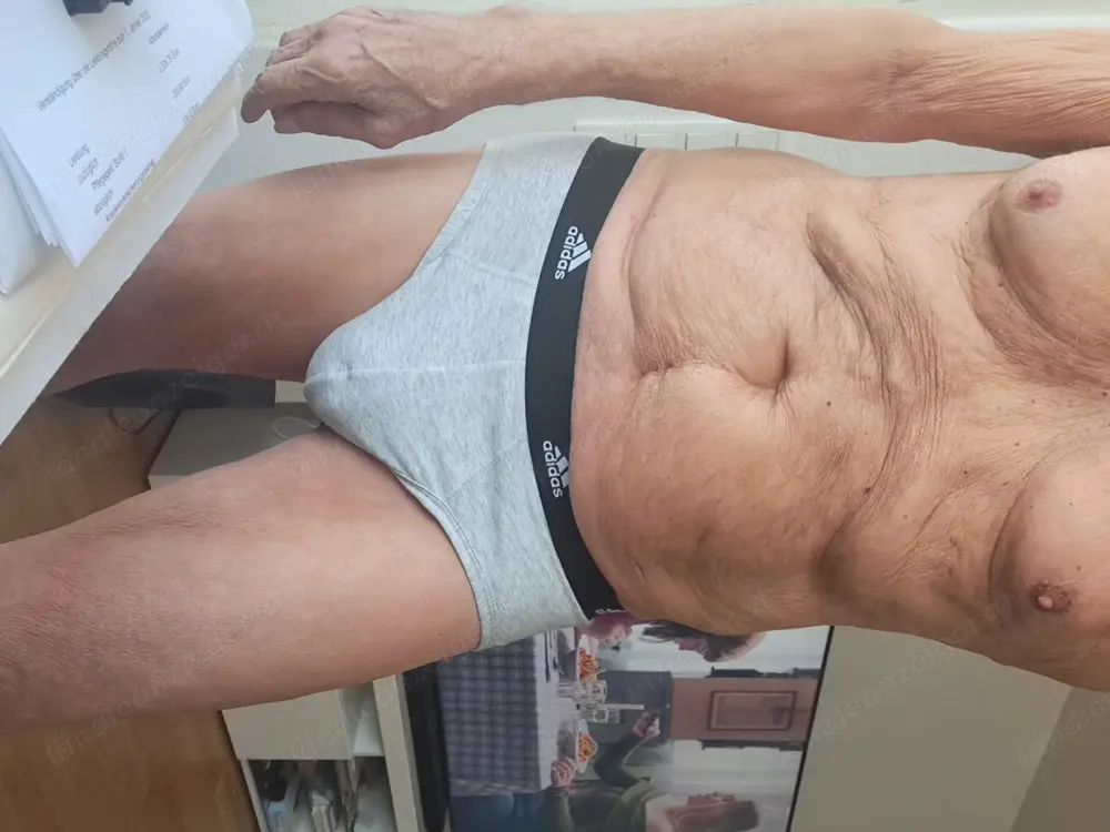 welcher junge möchte sehr gerne lutschen