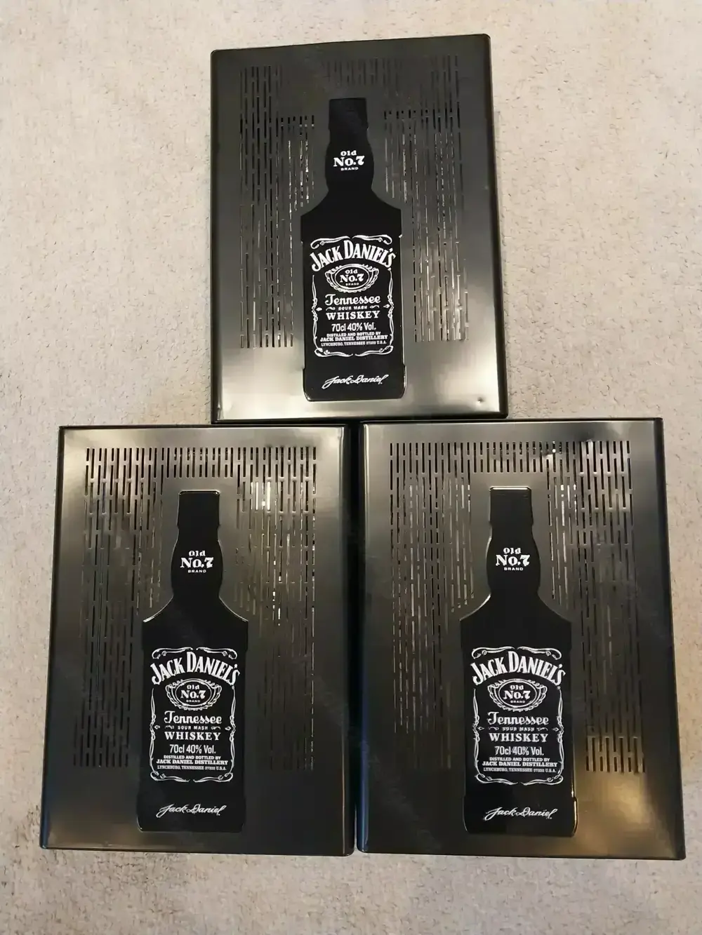  3x   jack daniels blechkassetten 30x27 18,00  