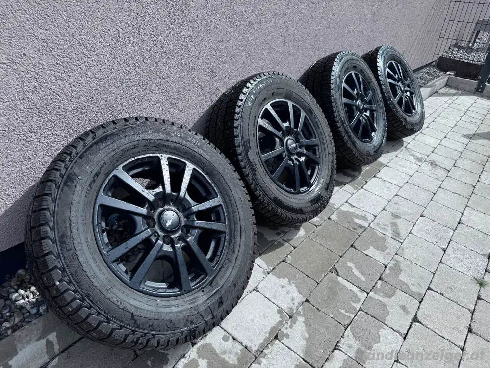 Spikesreifen Gislaved Nord Frost Van 2   235 65 R16C mit Brock-Felgen   Neuwertig!