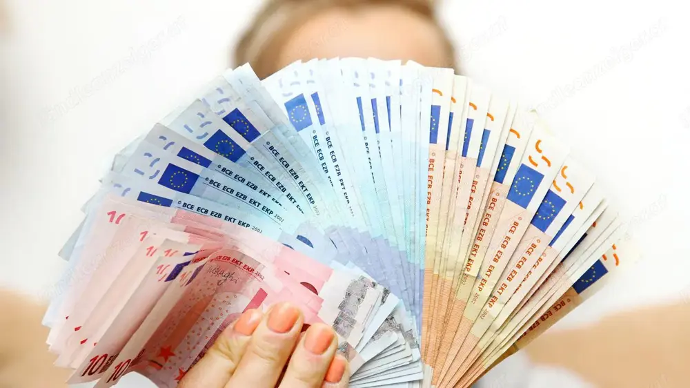 Wir vergeben Kredite: und investieren in Projekte