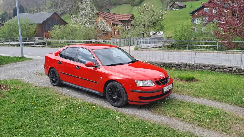 Saab 9-3 2.0t   Turbo mit Charakter   Frisch bereift & vorgeführt