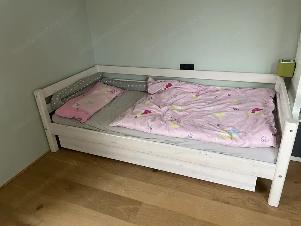 Flexa Bett mit ausziehbarer Schublade Flexa Bett mit ausziehbarer Schublade